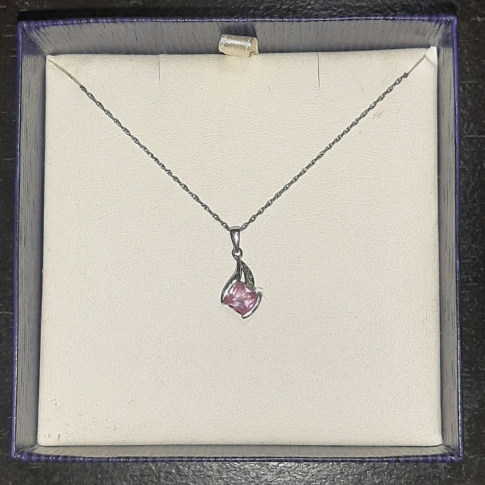 Beautiful silver and diamond necklace